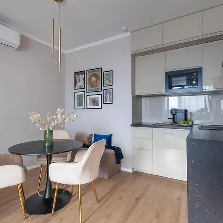 Smaragd-emerald 베스프렘